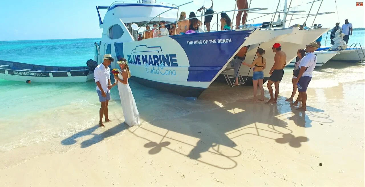 Excursión de día completo a Isla Saona desde Punta Cana · Blue Marine